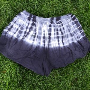 NAVY tie dye shorts